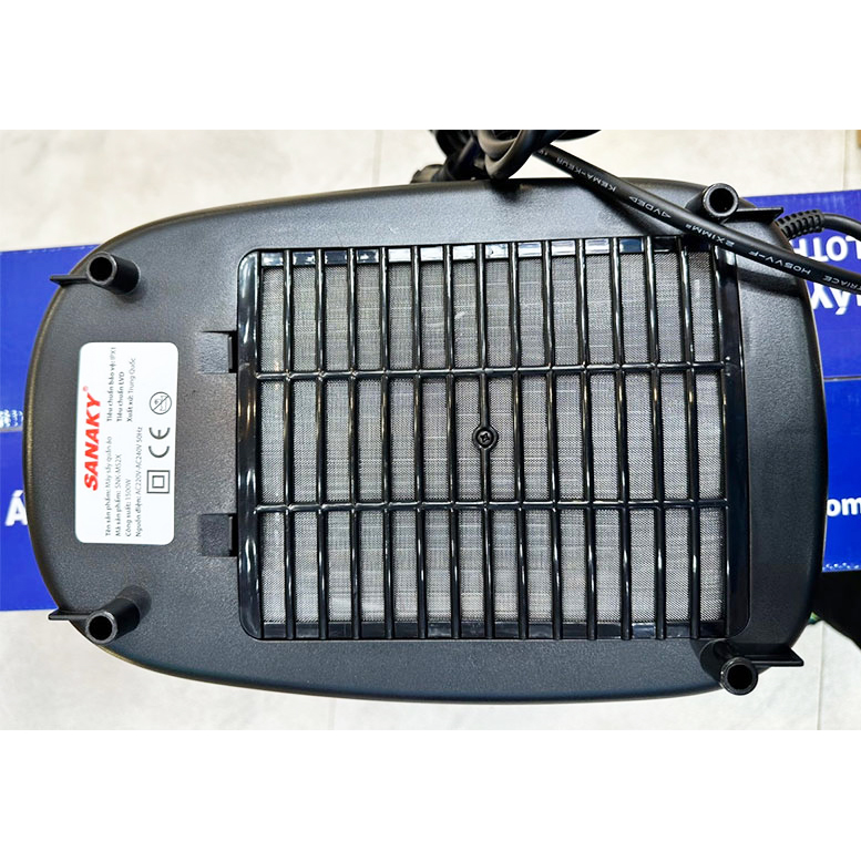 Tủ sấy quần áo Sanaky 1500W SNK-MS2G có khiển