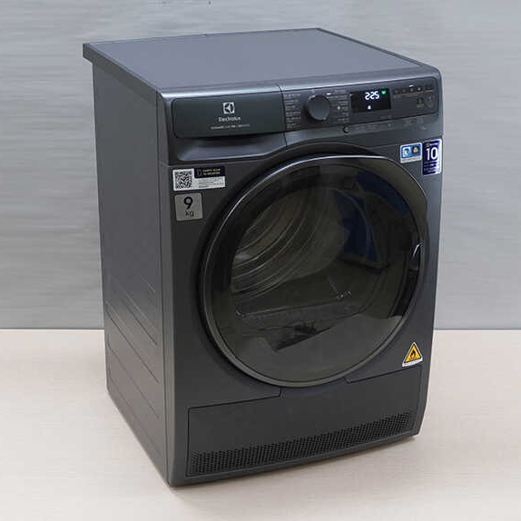 Máy sấy bơm nhiệt Electrolux 9kg UltimateCare 900 EDH902R9SC