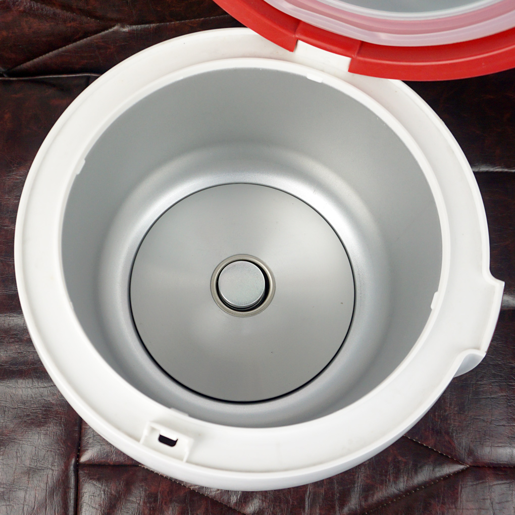 Nồi cơm điện 1.8L Bigsun BR418C