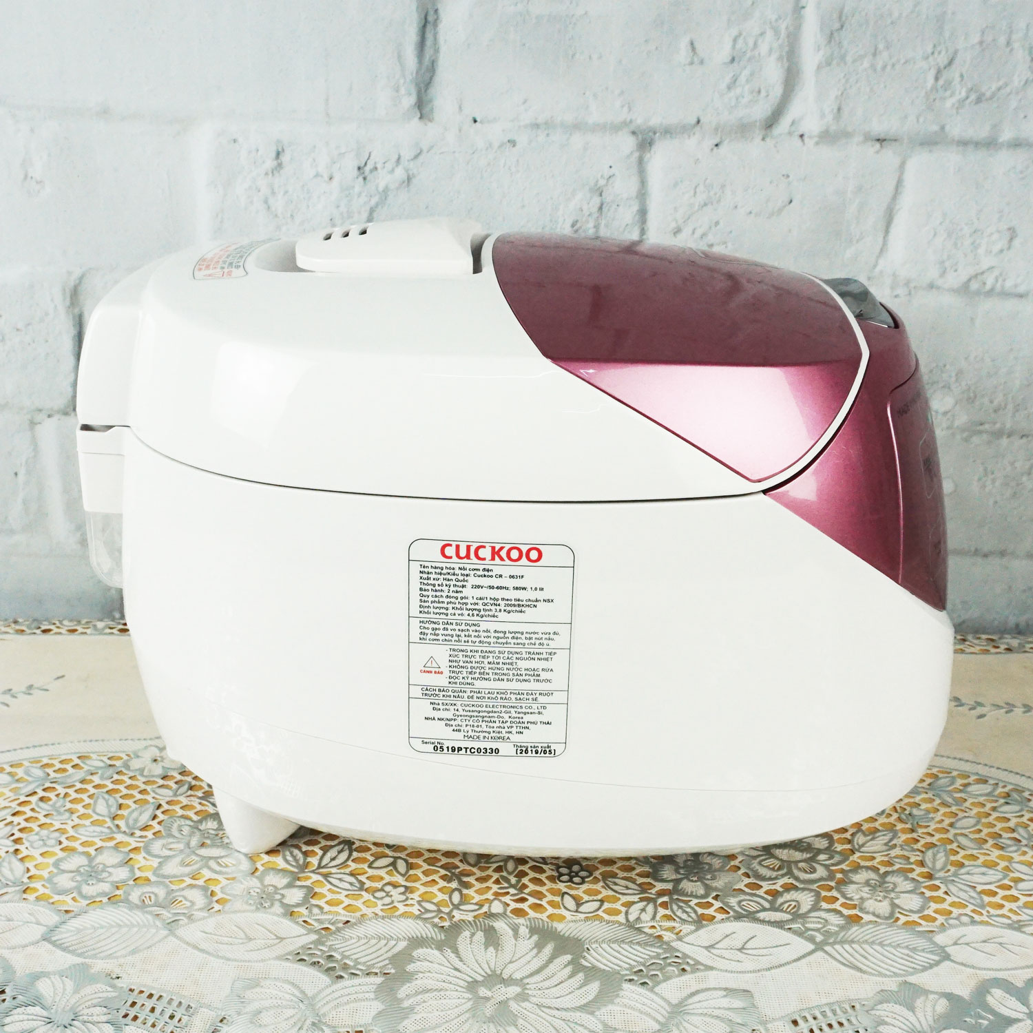 Nồi cơm điện tử 1 lít Cuckoo CR-0631F nhập khẩu Hàn Quốc